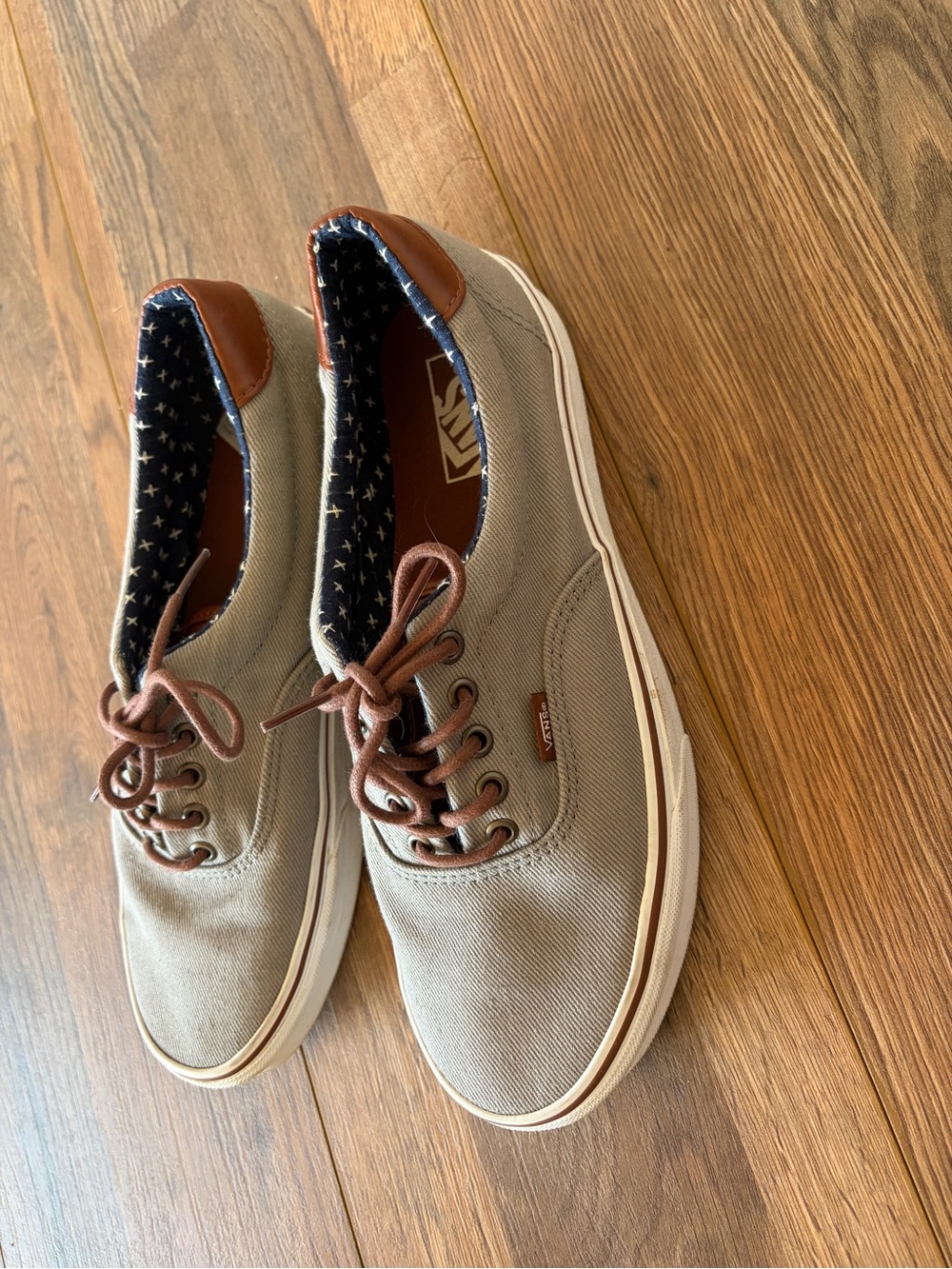 Vans Men's Tan Canvas Sneakers with Brown Accents